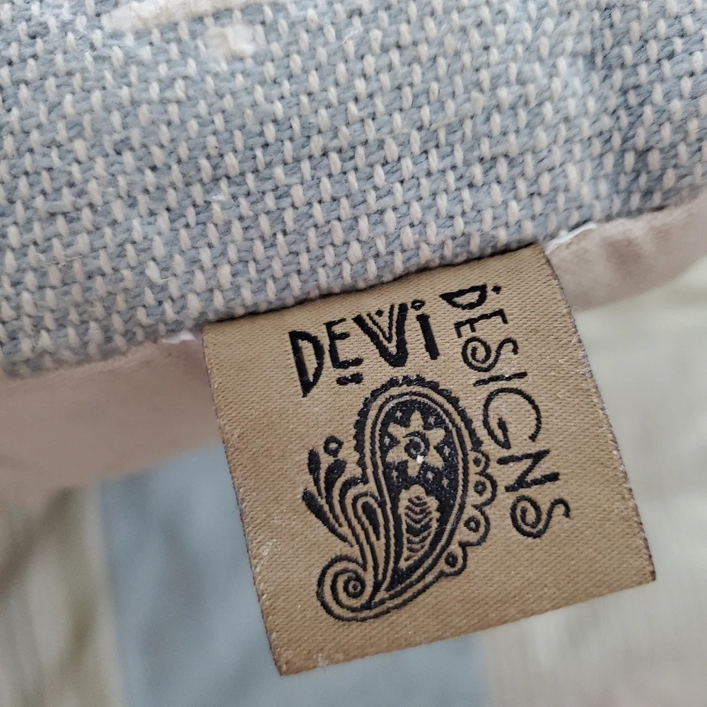 Devi Designs Pillow Farmhouse Beige Blue‎ Geometric Design 26x15 Light Dirt Mark